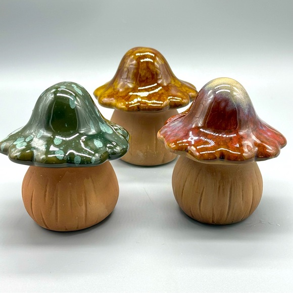 Greenbrier International Other - Greenbrier International Pottery Drip Glazed Mushroom Set Of 3